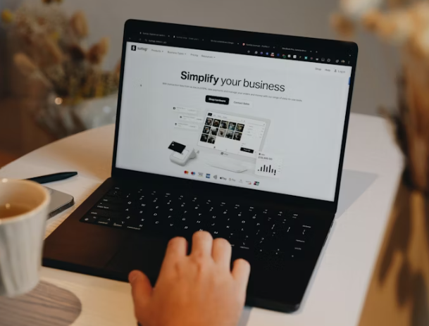 Strategi Pemasaran Generatif AI: Mengoptimalkan Potensi Bisnis Anda dengan Teknologi Canggih